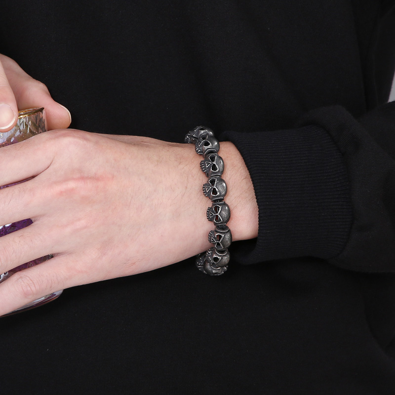 Gothic Punk Skull Stainless Steel Beaded Beaded Men's Bracelets display picture 8