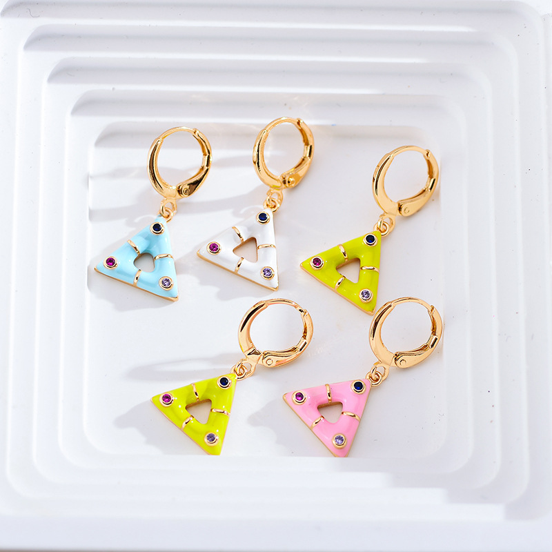 1 Pair Elegant Cute Triangle Copper Enamel Inlay Zircon Drop Earrings display picture 2