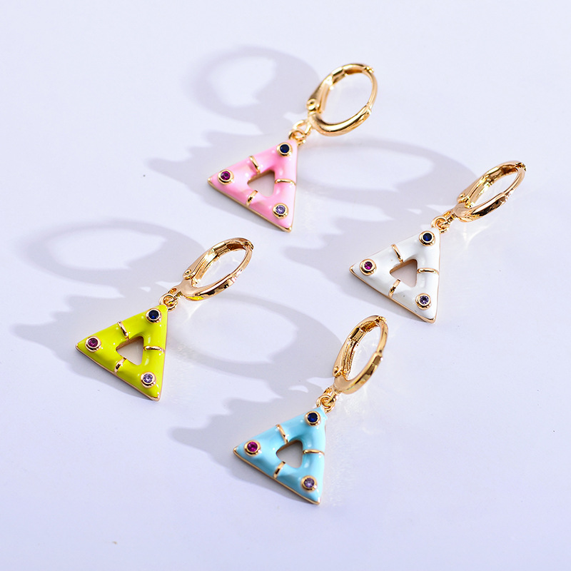 1 Pair Elegant Cute Triangle Copper Enamel Inlay Zircon Drop Earrings display picture 5