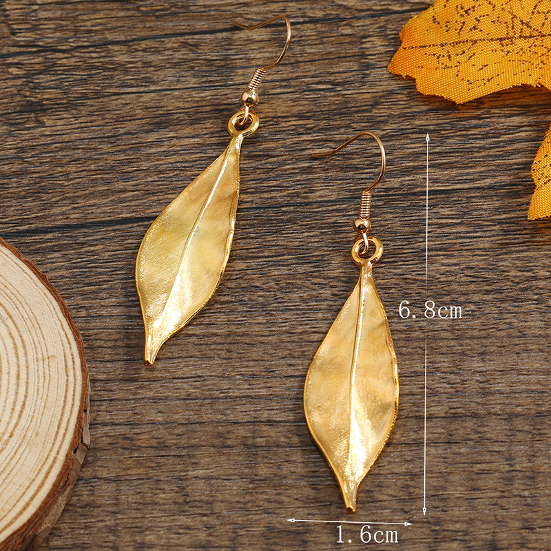 1 Pair Elegant Retro Leaf Plating Alloy Drop Earrings display picture 5