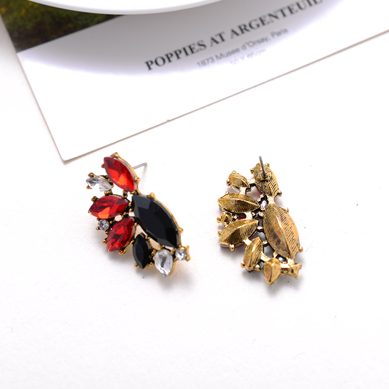 Streetwear Color Block Arylic Alloy Rhinestone Plating Gold Plated Women's Ear Studs display picture 4