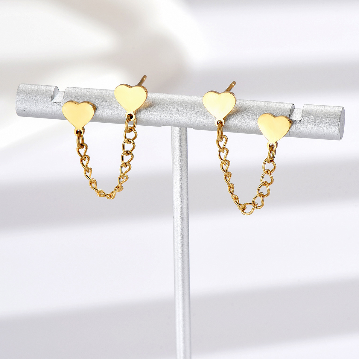 1 Pair Simple Style Heart Shape Plating 304 Stainless Steel 14K Gold Plated Rose Gold Plated Earrings display picture 1
