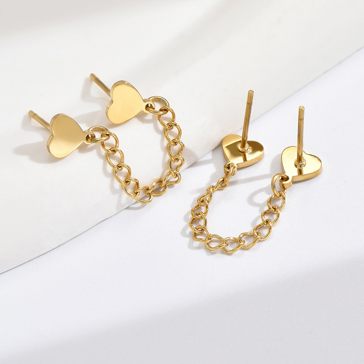1 Pair Simple Style Heart Shape Plating 304 Stainless Steel 14K Gold Plated Rose Gold Plated Earrings display picture 2