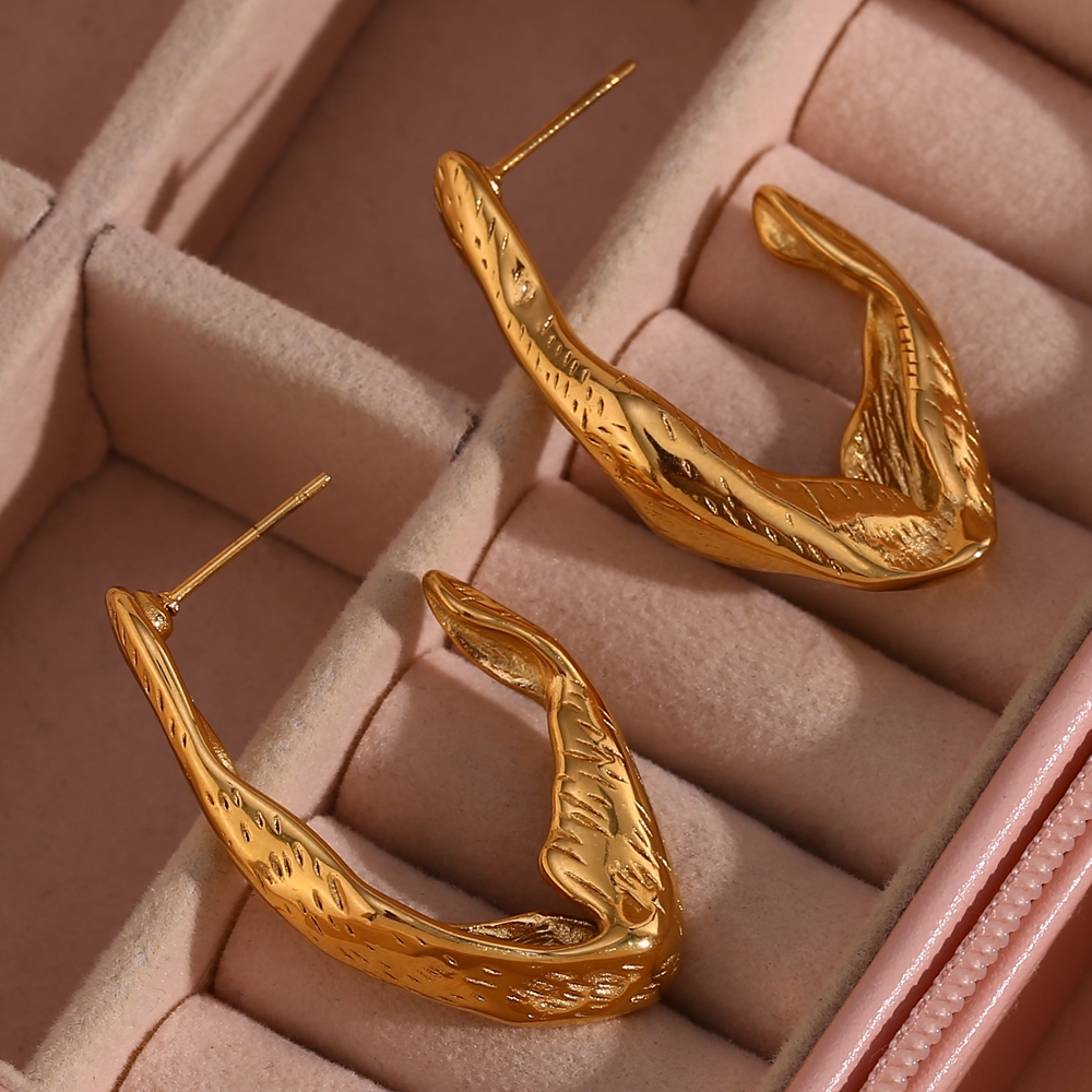 1 Pair Vintage Style Simple Style Classic Style Irregular Stainless Steel Plating 18k Gold Plated Hoop Earrings display picture 11