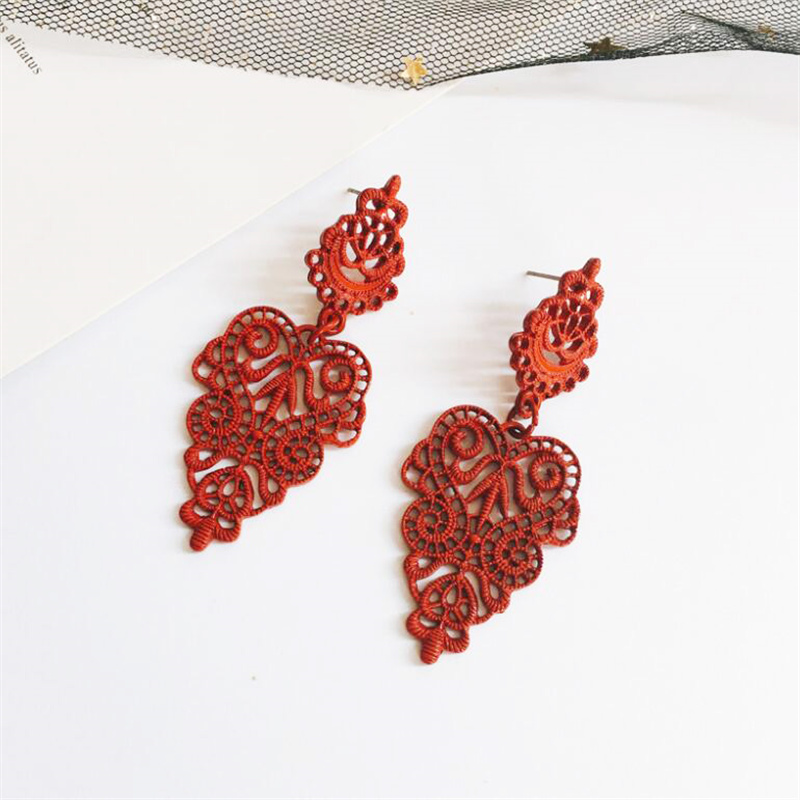 Basic Retro Leaves Alloy Hollow Out Women's Drop Earrings display picture 7