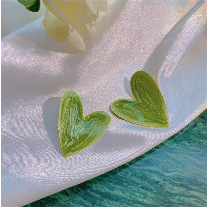 1 Pair Sweet Heart Shape Alloy Ear Studs display picture 2