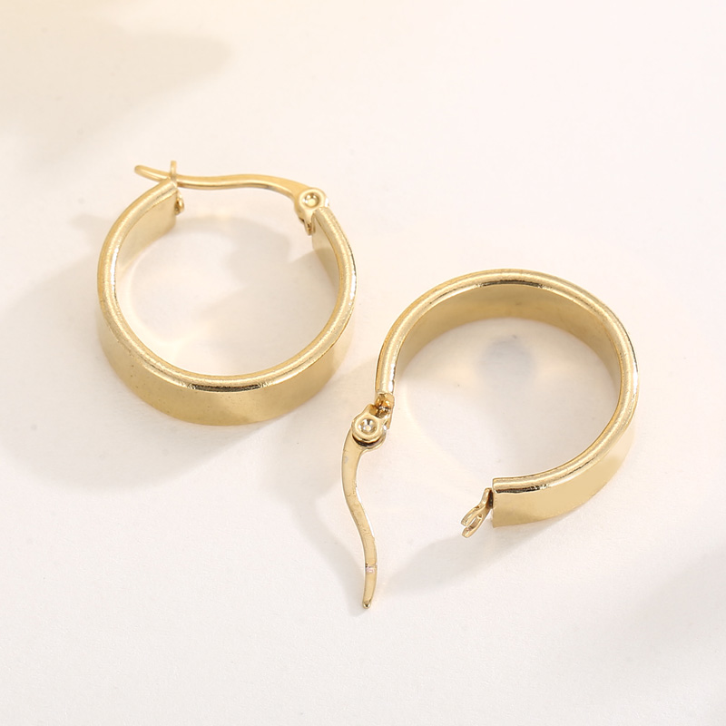 1 Pair Retro Streetwear Solid Color Plating Stainless Steel 18K Gold Plated Hoop Earrings display picture 3