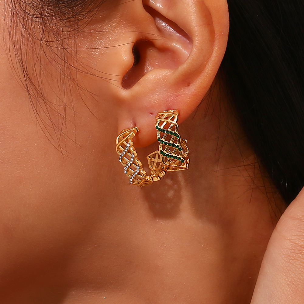 1 Pair Vintage Style C Shape Plating Inlay Stainless Steel Rhinestones 18k Gold Plated Ear Studs display picture 10