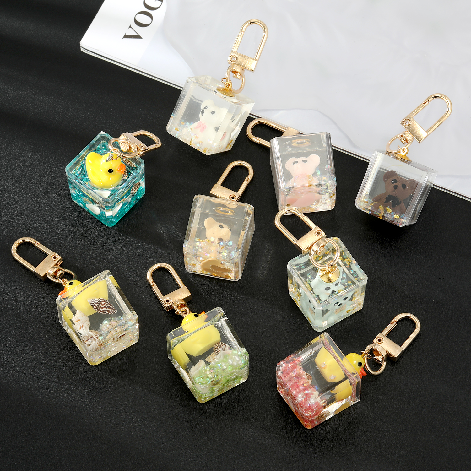 Casual Simple Style Animal Bear Duck Arylic Alloy Resin Bag Pendant Keychain display picture 11