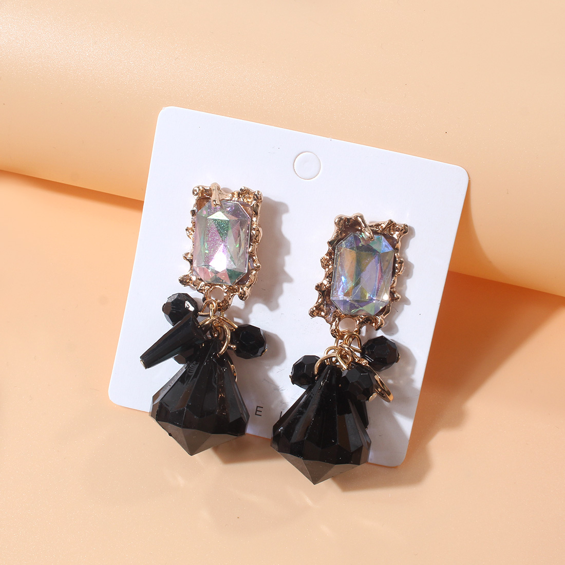 Vintage Style Roman Style Rectangle Alloy Three-dimensional Inlay Acrylic Women's Drop Earrings display picture 3