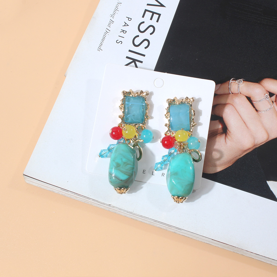 Vintage Style Streetwear Square Alloy Three-dimensional Inlay Acrylic Women's Drop Earrings display picture 6