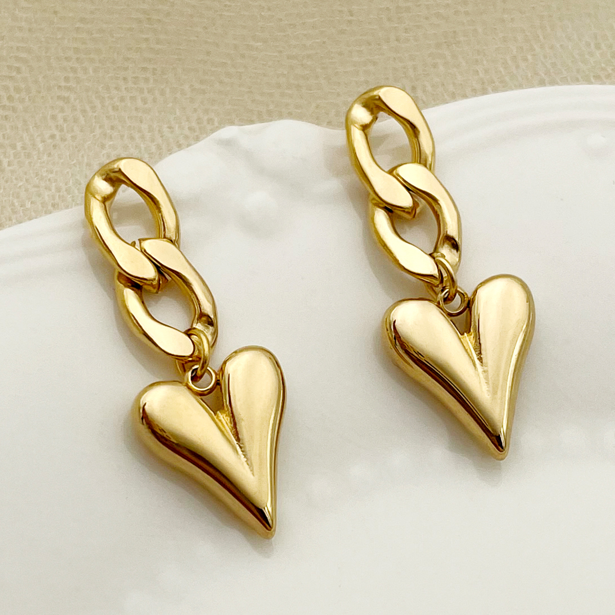 1 Pair IG Style Heart Shape Plating 304 Stainless Steel 14K Gold Plated Drop Earrings display picture 2