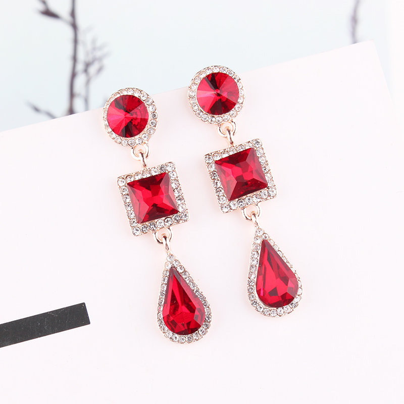 1 Pair Simple Style Shiny Round Square Water Droplets Inlay Alloy Crystal Rhinestones Drop Earrings display picture 5