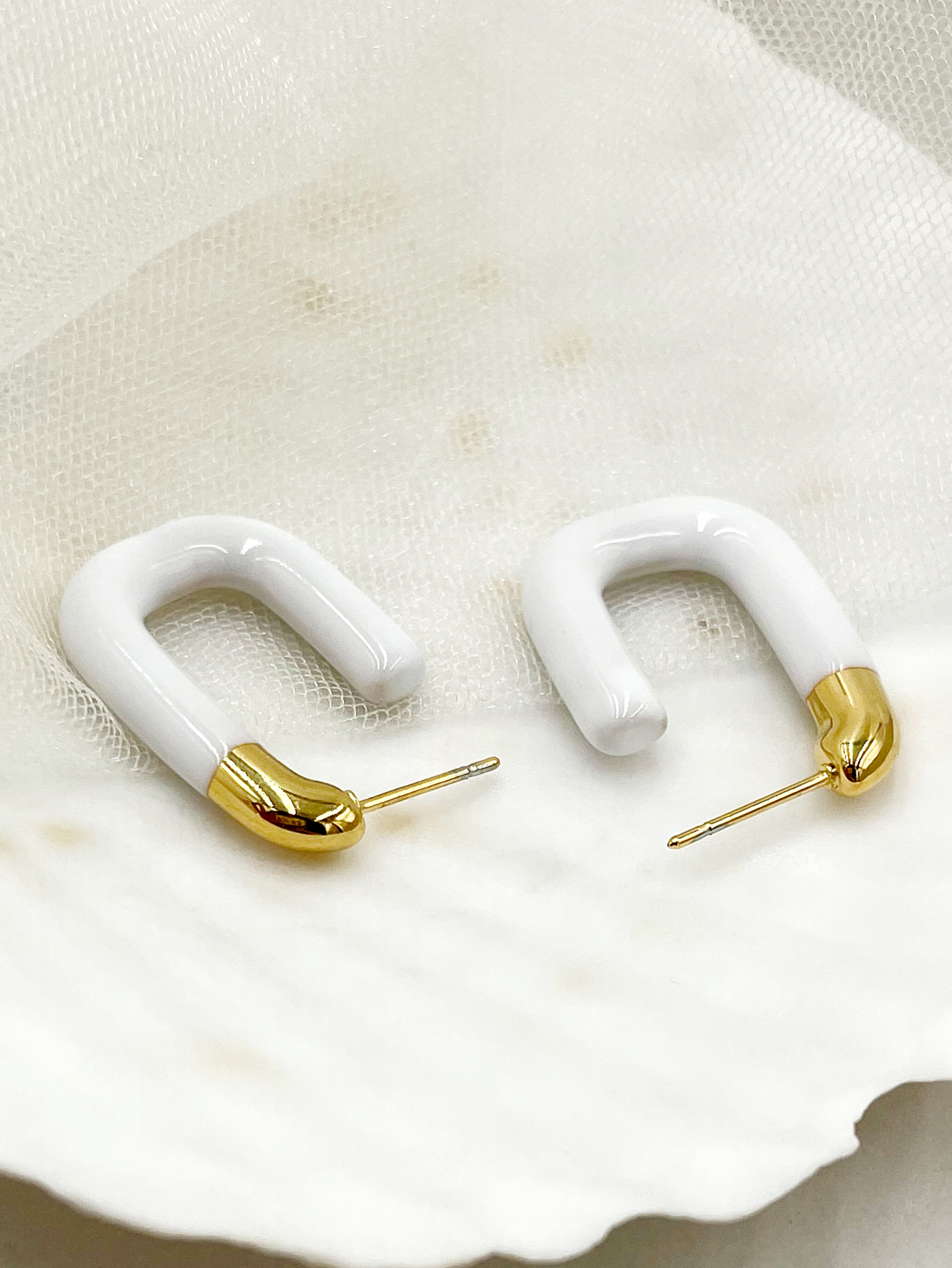 1 Pair Simple Style U Shape Enamel Plating 304 Stainless Steel 14K Gold Plated Ear Studs display picture 2