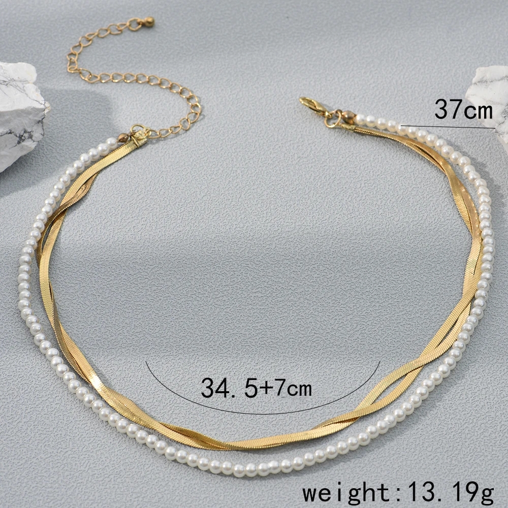 Wholesale Jewelry Casual Cute Sweet Solid Color Alloy Plastic Beaded Layered Layered Necklaces display picture 1