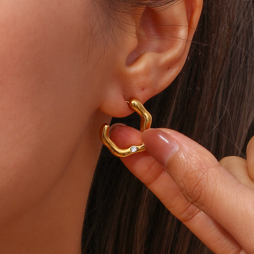 1 Pair Simple Style C Shape Irregular Plating Inlay Stainless Steel Zircon 18k Gold Plated Ear Studs display picture 8