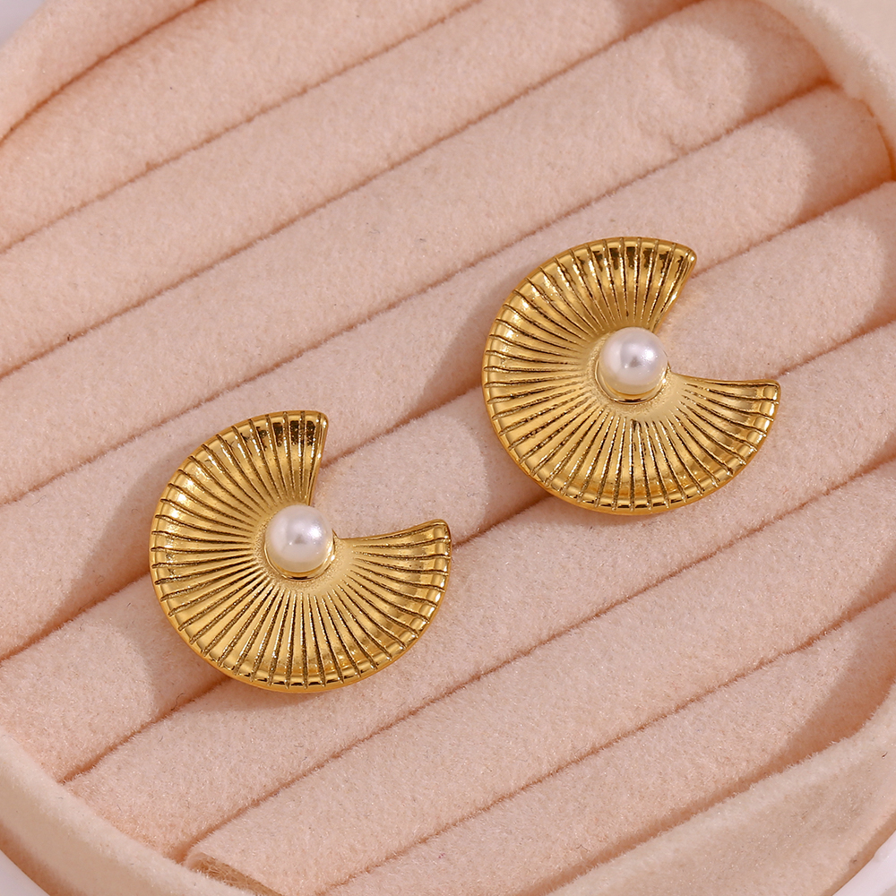 1 Pair French Style Sector Stainless Steel Plating Inlay Pearl 18k Gold Plated Ear Studs display picture 1