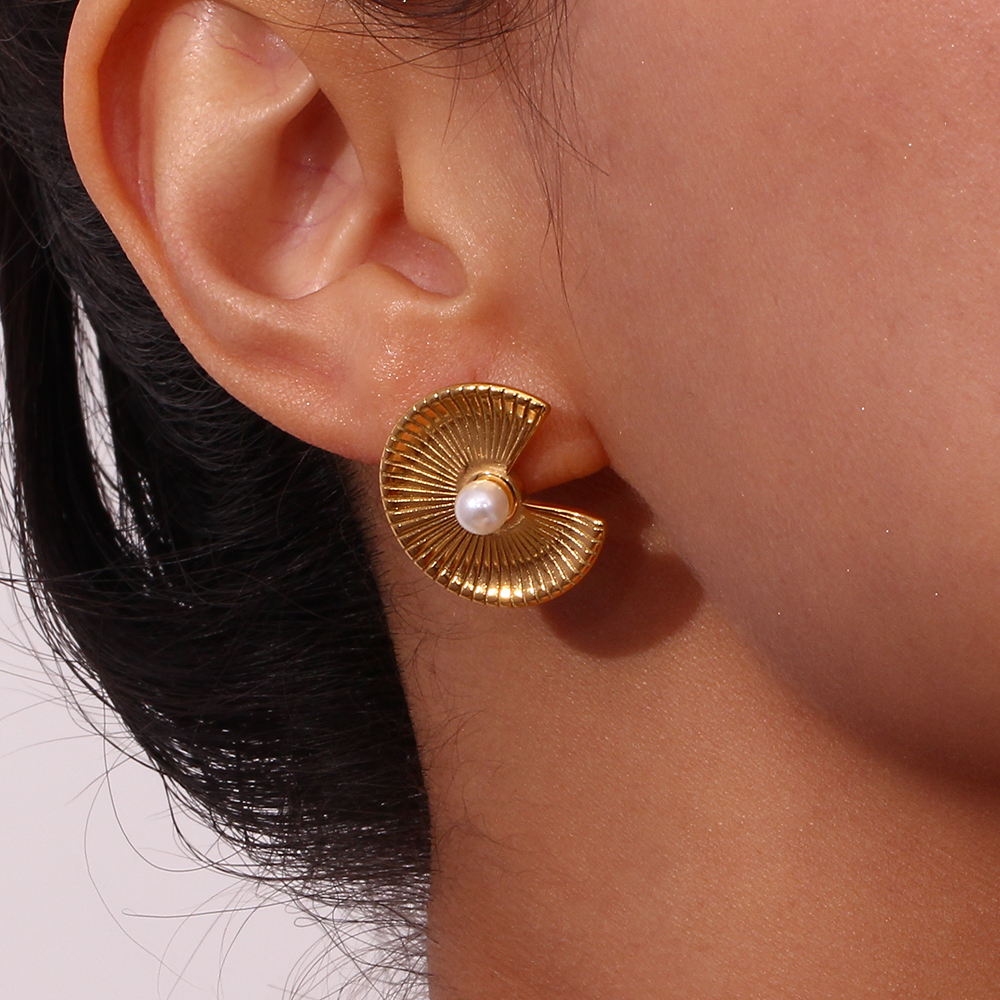 1 Pair French Style Sector Stainless Steel Plating Inlay Pearl 18k Gold Plated Ear Studs display picture 6