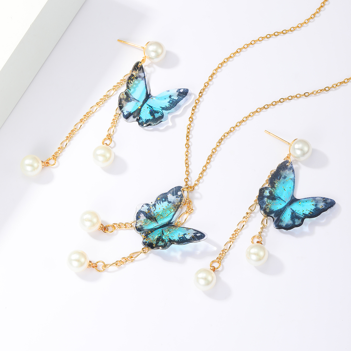 201 Edelstahl Imitationsperle 18 Karat Vergoldet Elegant Vintage-Stil Überzug Schmetterling Ohrringe Halskette display picture 10