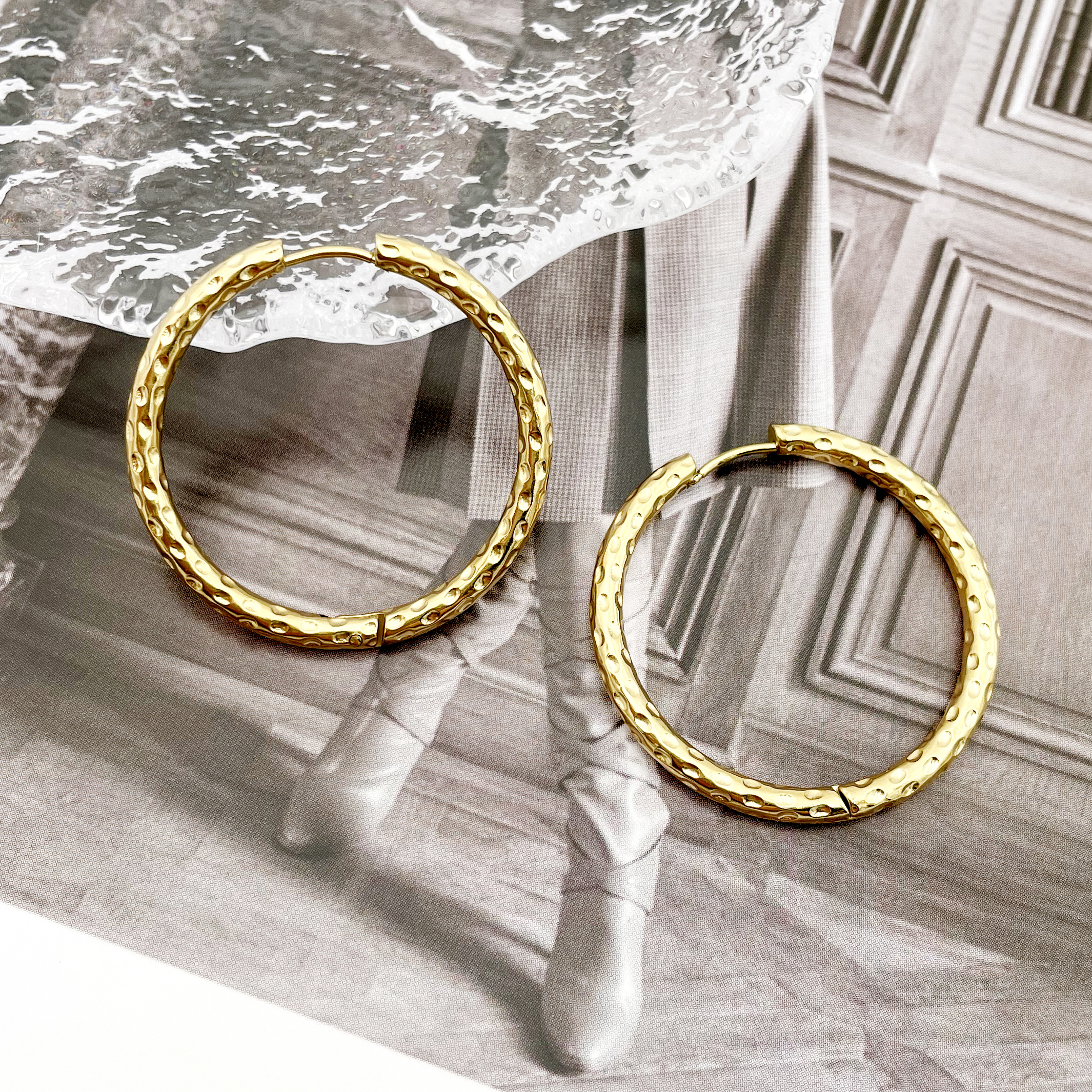 1 Pair Casual Simple Style Circle Polishing Plating 304 Stainless Steel 14K Gold Plated Hoop Earrings display picture 2