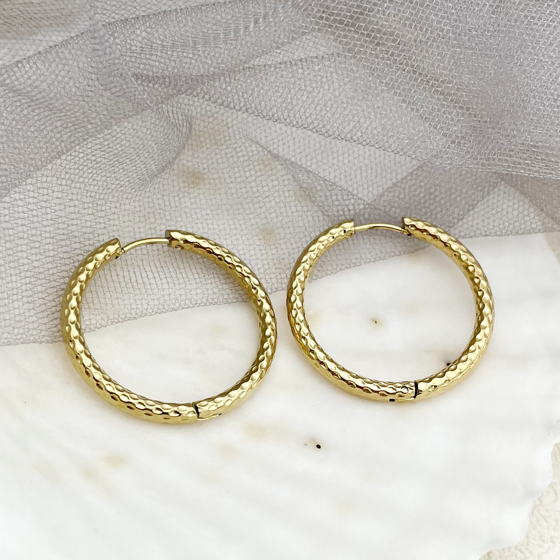1 Pair Simple Style Commute Circle Polishing Plating 304 Stainless Steel 14K Gold Plated Hoop Earrings display picture 2