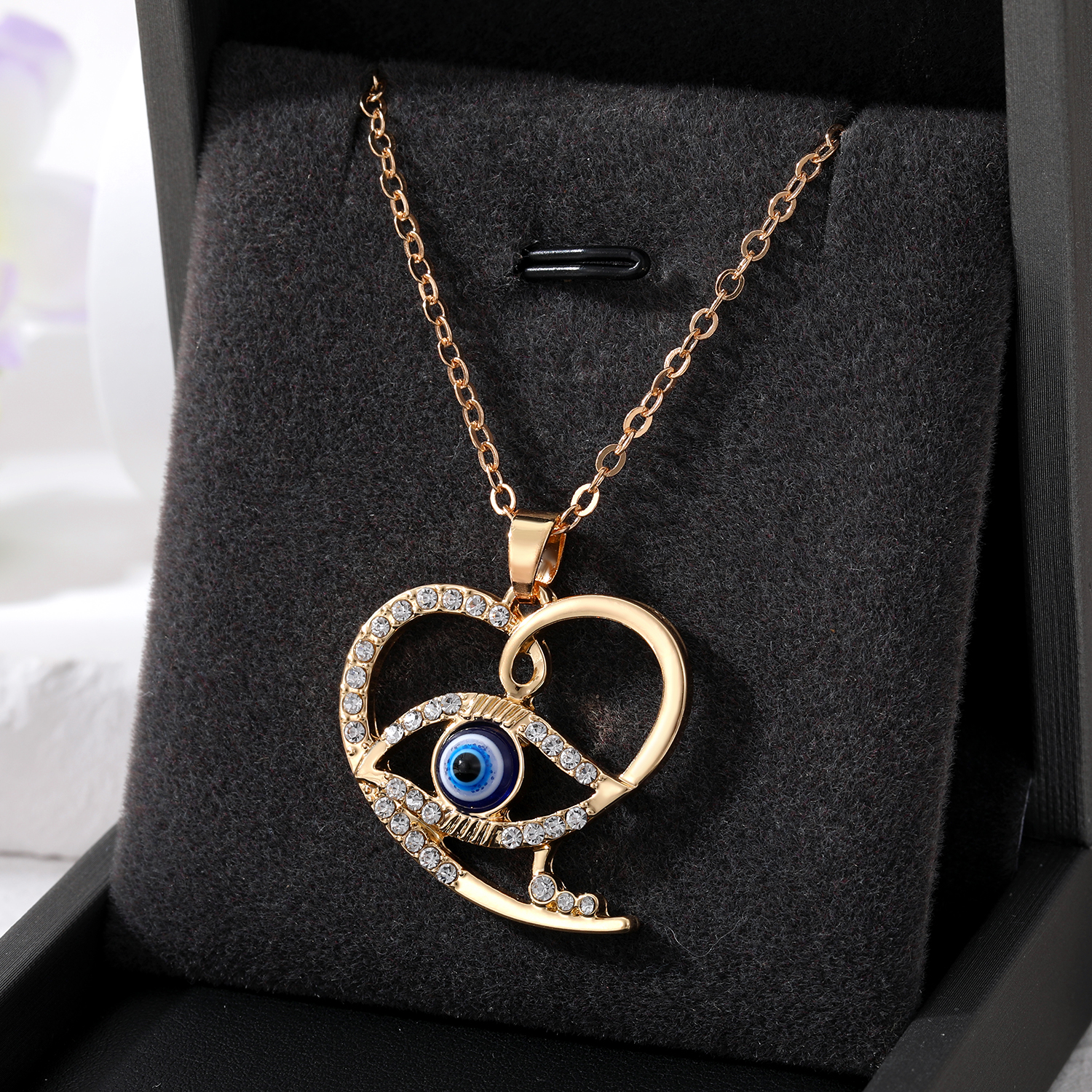 Wholesale Jewelry Simple Style Classic Style Palm Heart Shape Alloy Artificial Gemstones Pendant Necklace display picture 9