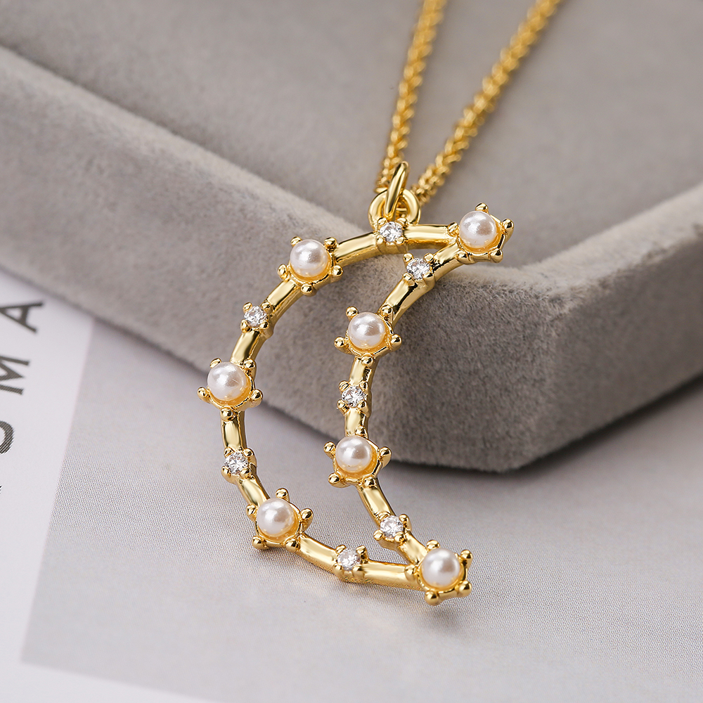 Simple Style Commute Moon Dragonfly Copper 18k Gold Plated Artificial Pearls Zircon Pendant Necklace In Bulk display picture 5