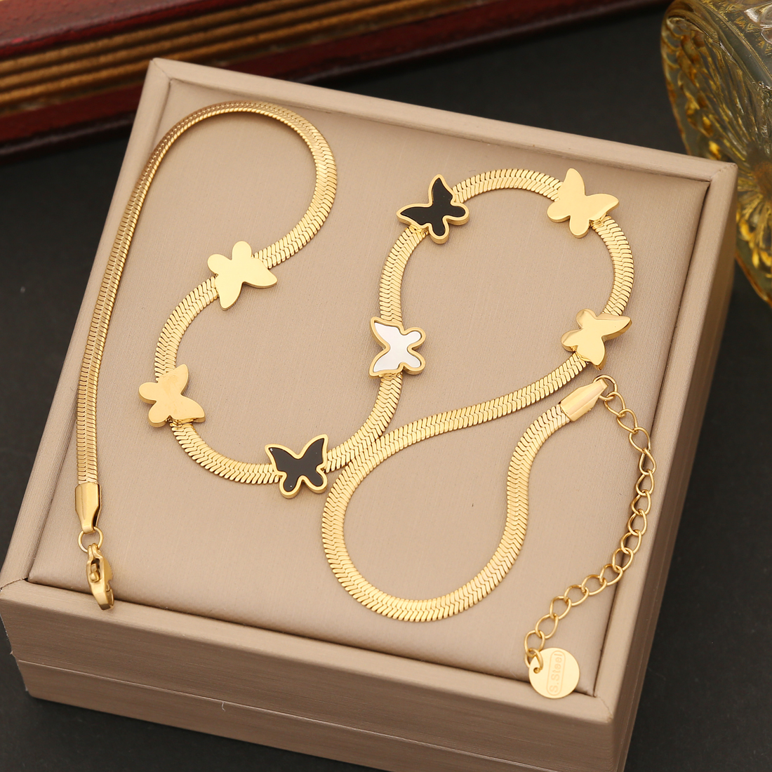 Stainless Steel 18K Gold Plated IG Style Animal Butterfly Bracelets Earrings Necklace display picture 3