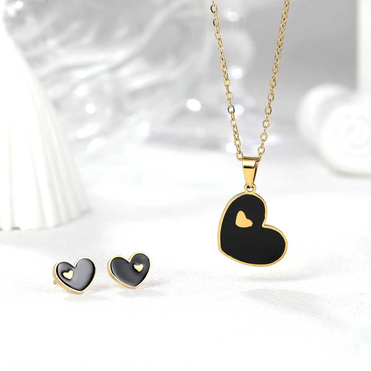 201 Stainless Steel 18K Gold Plated Romantic Sweet Enamel Plating Heart Shape Earrings Necklace display picture 11