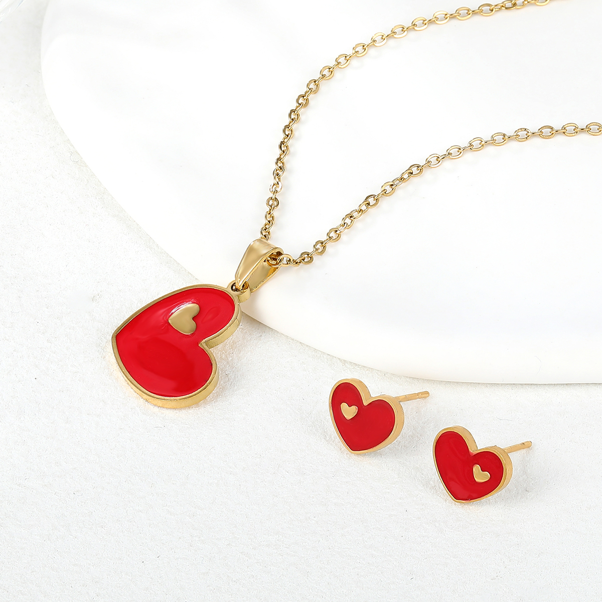 201 Stainless Steel 18K Gold Plated Romantic Sweet Enamel Plating Heart Shape Earrings Necklace display picture 9