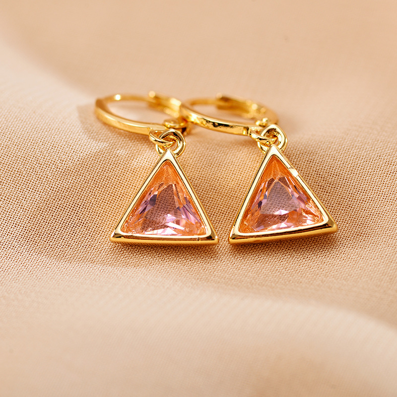 1 Pair Casual Elegant Simple Style Triangle Inlay Copper Zircon 18K Gold Plated Drop Earrings display picture 8