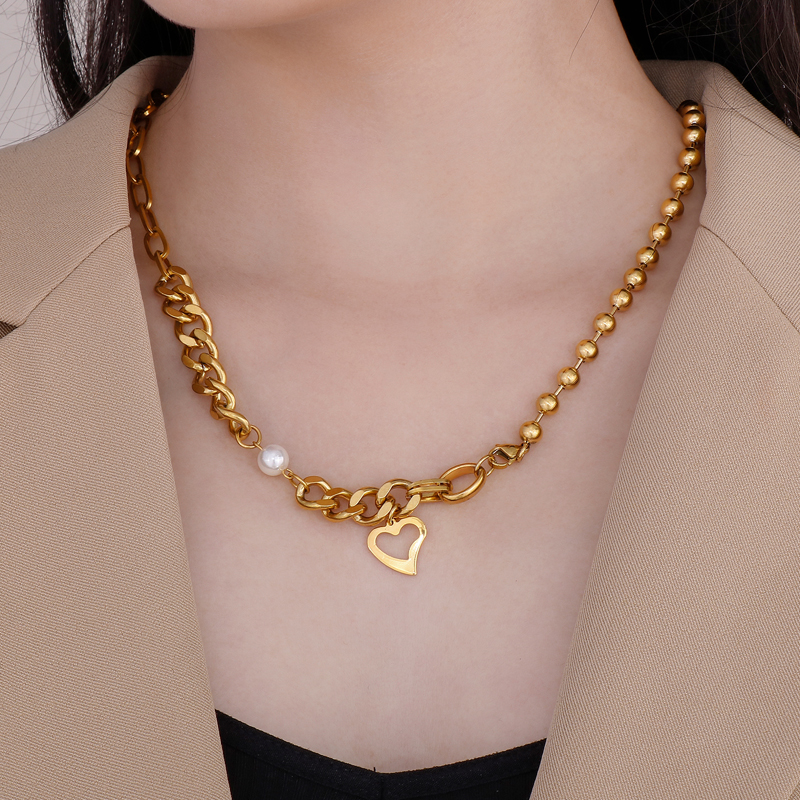 Acero Inoxidable Chapados en oro de 18k Estilo De Moda Embutido Forma De Corazón Perlas Artificiales Collar display picture 4