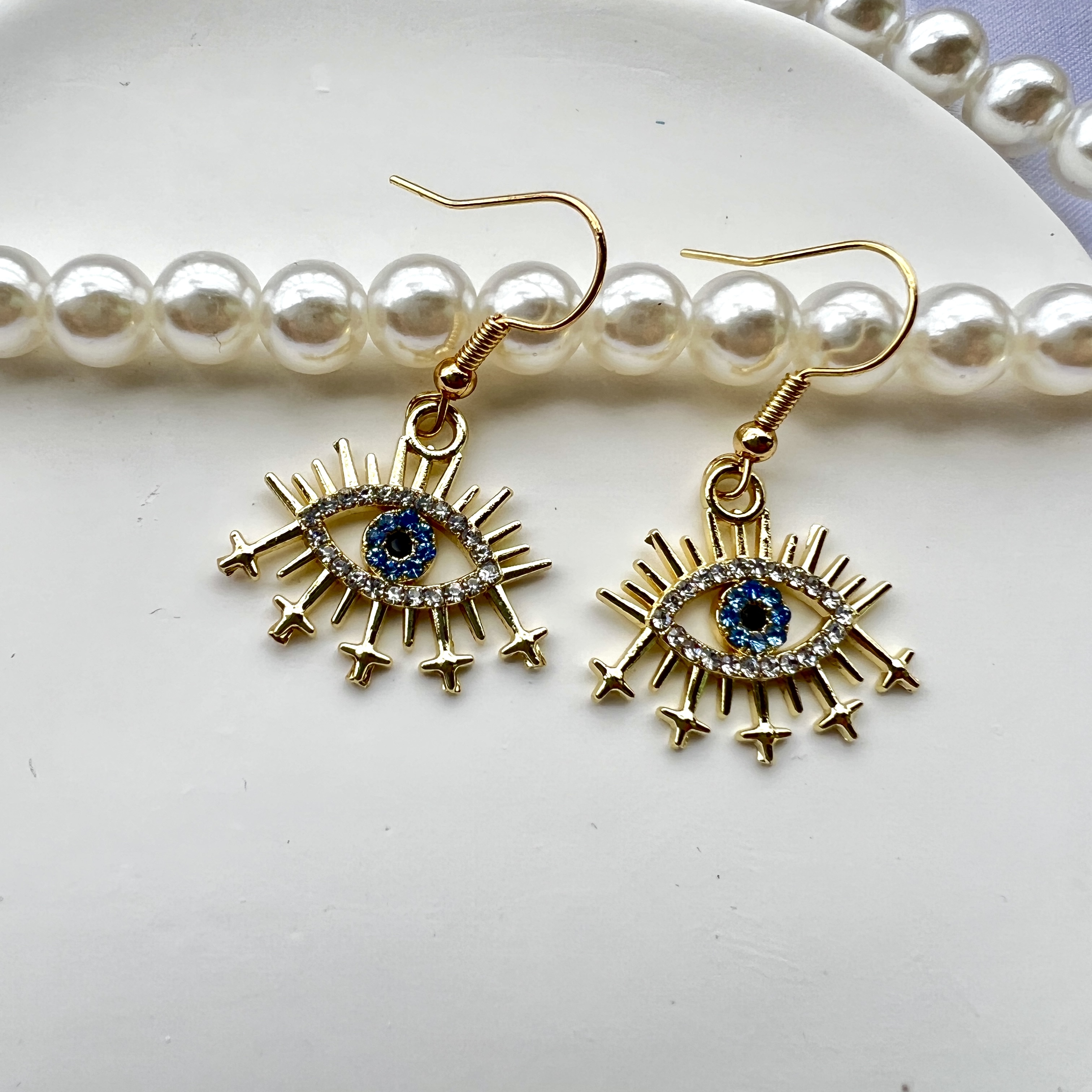 Vintage Style Shiny Devil's Eye Alloy Plating Inlay Zircon Gold Plated Women's Drop Earrings display picture 2