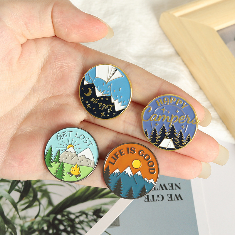 Cartoon Style Cowboy Style Sun Moon Scenery Alloy Stamping Stoving Varnish Plating Unisex Brooches display picture 3