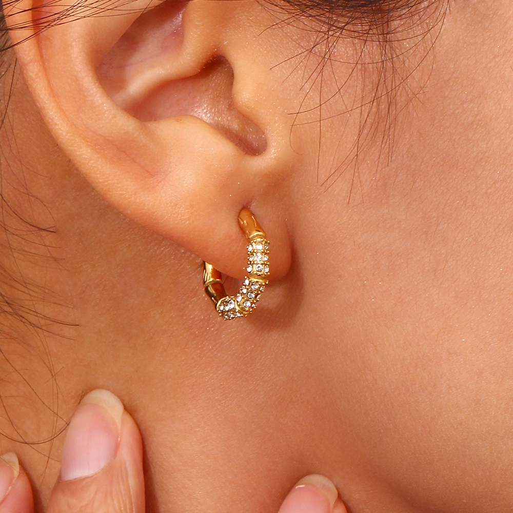 1 Pair Modern Style C Shape Plating Inlay Stainless Steel Rhinestones Pearl 18k Gold Plated Ear Studs display picture 12