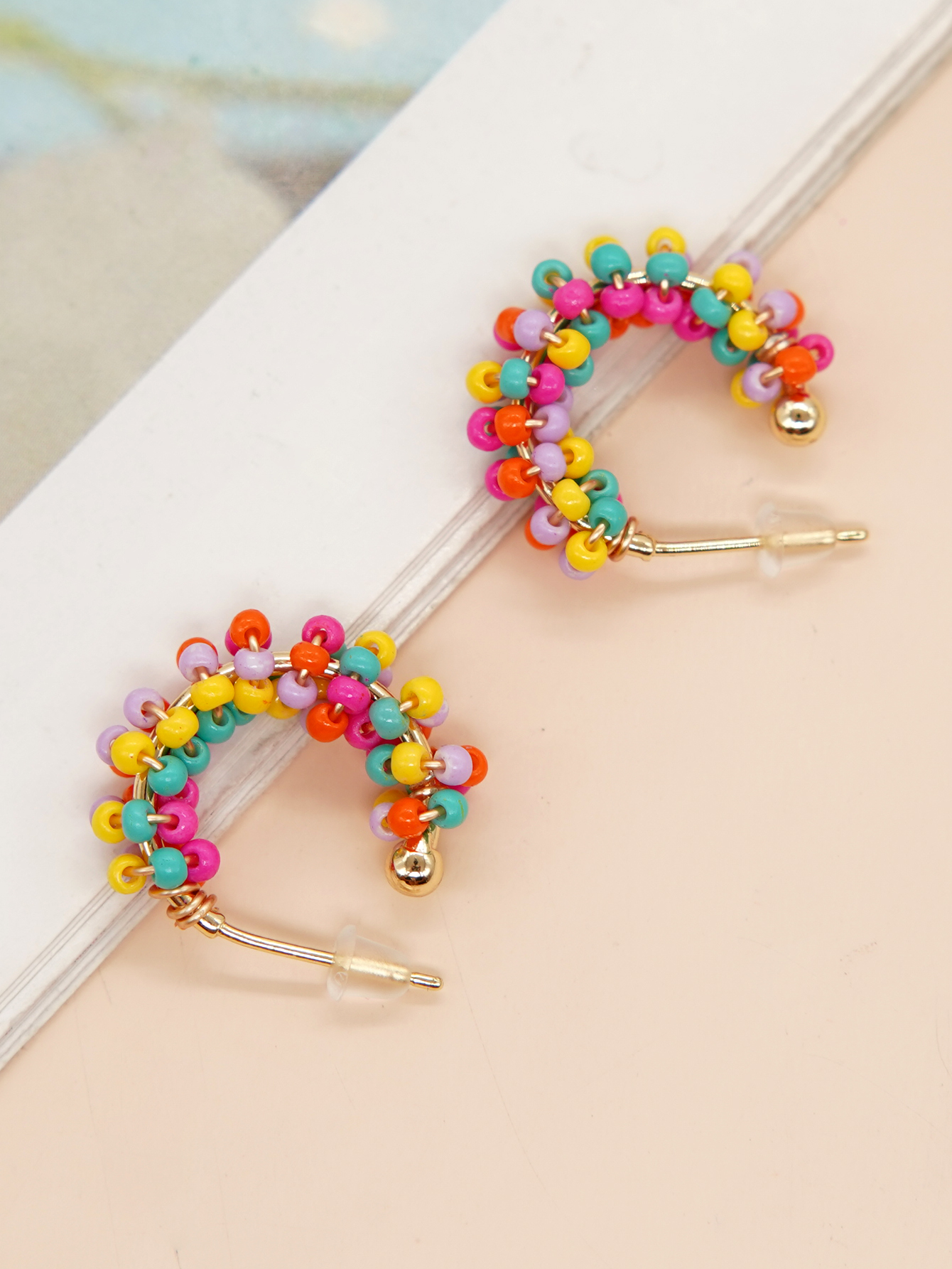 1 Pair Sweet C Shape Multicolor Beaded Braid Glass Copper Ear Studs display picture 23