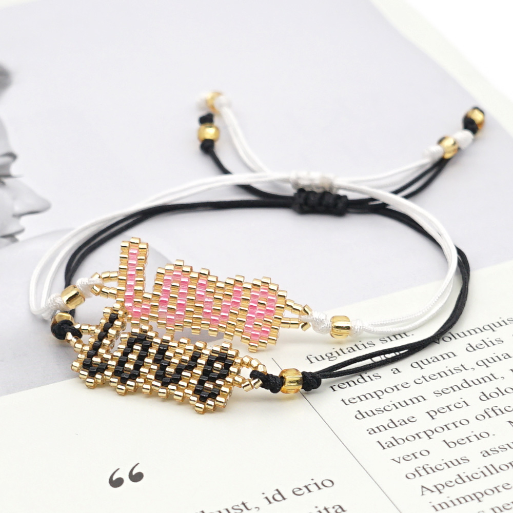 Classic Style Lips Letter Heart Shape Glass Seed Bead Braid Women's Bracelets display picture 2