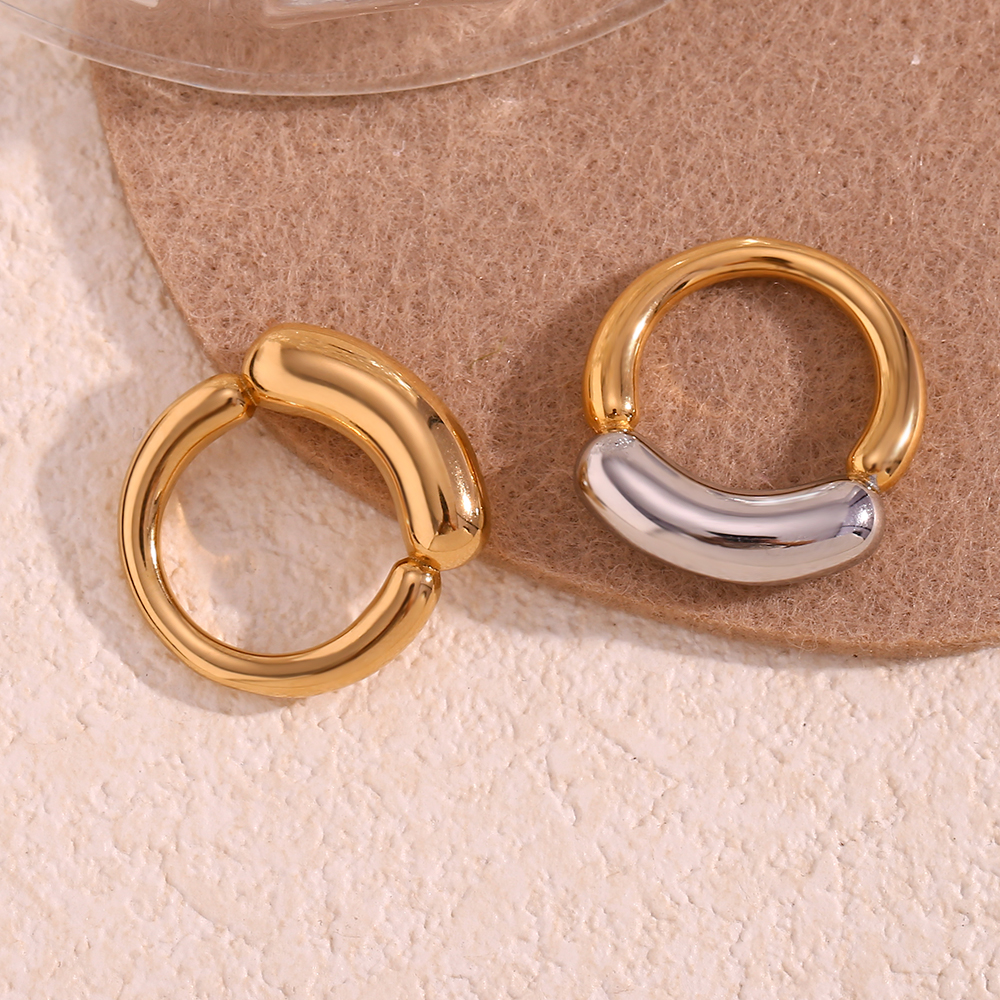 Basic Simple Style Classic Style Solid Color Stainless Steel Plating 18k Gold Plated Rings display picture 14