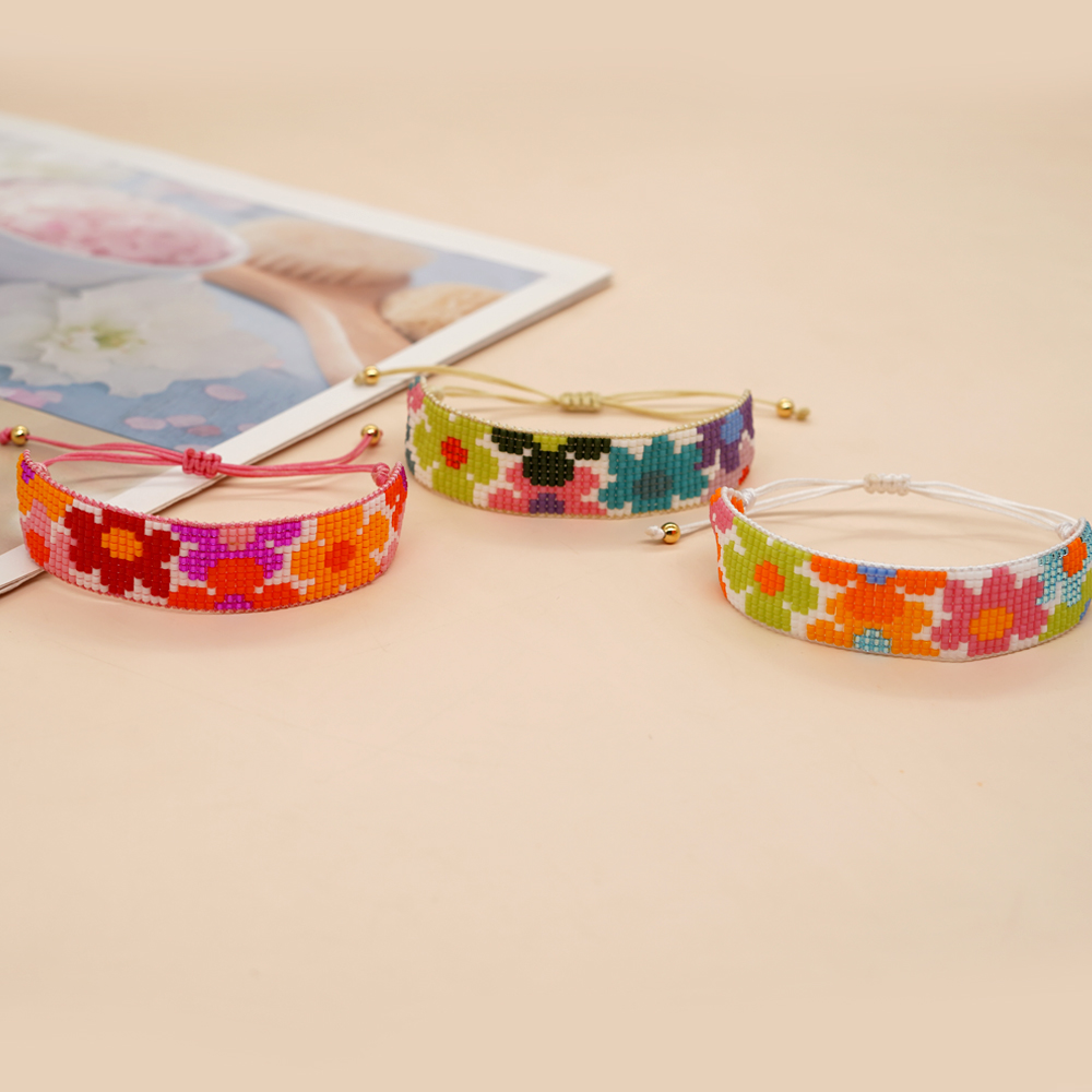 Simple Style Peach Heart Shape Flower Glass Braid Woven Belt Women's Bracelets display picture 66