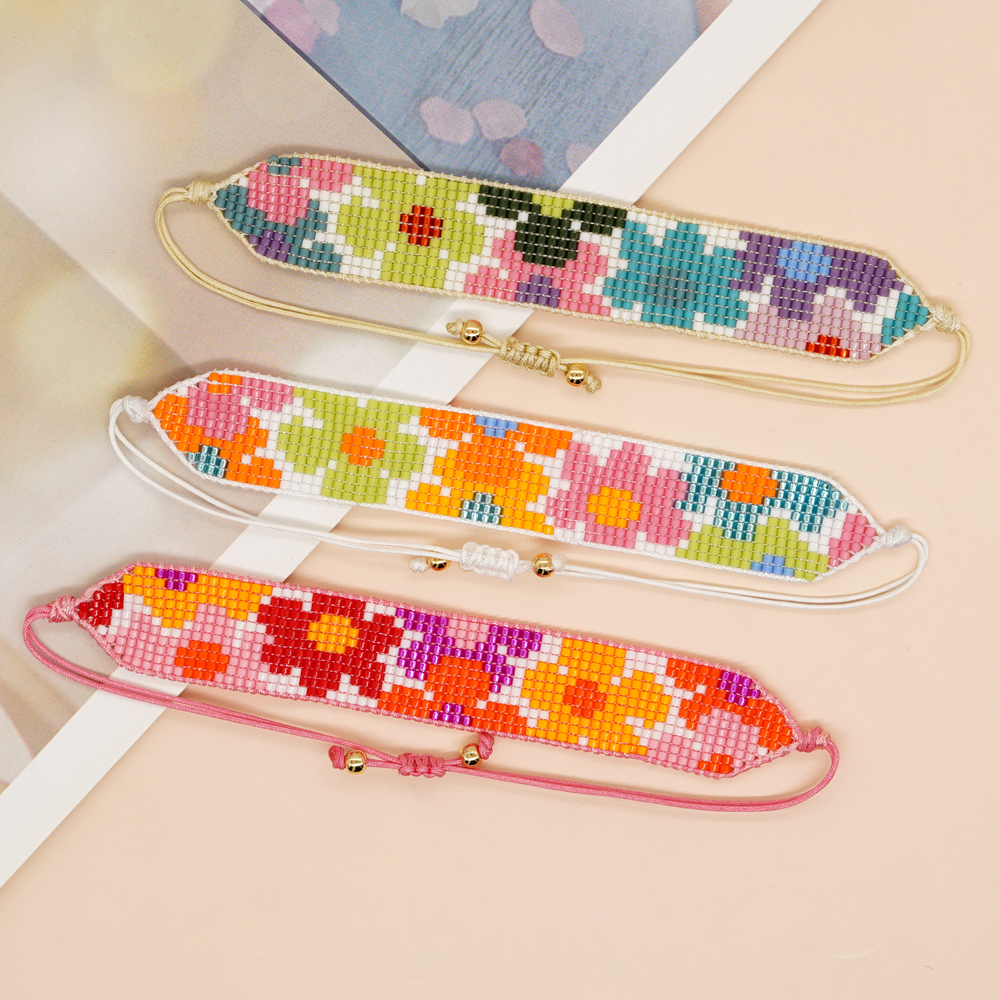 Simple Style Peach Heart Shape Flower Glass Braid Woven Belt Women's Bracelets display picture 72
