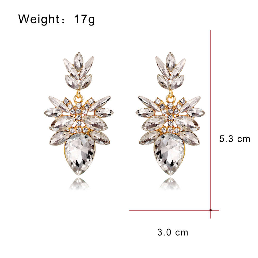 Señora Geométrico Aleación Enchapado Embutido Diamantes De Imitación Chapado En Oro Mujeres Pendientes De Gota display picture 1