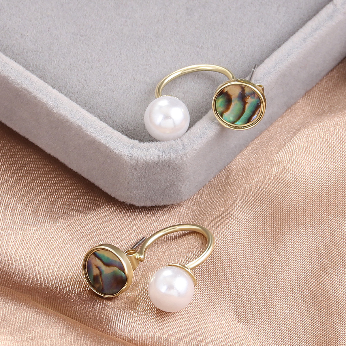 Fairy Style Korean Style Apple Alloy Inlay Artificial Pearls Shell Women's Ear Studs display picture 11