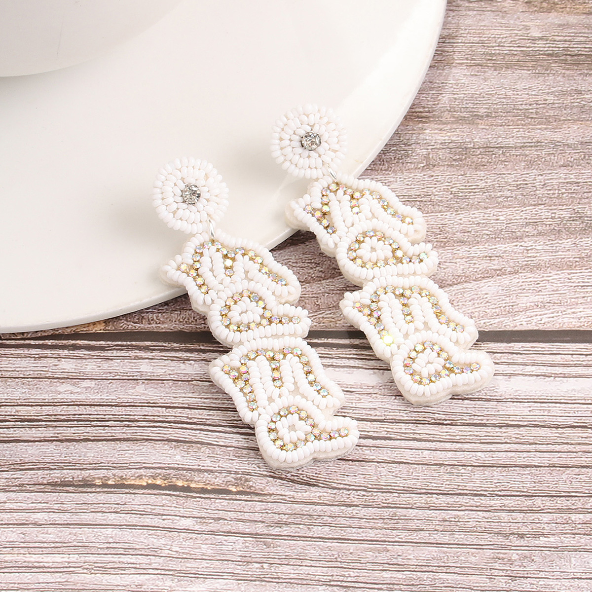 1 Pair Vintage Style Mama Letter Braid Nylon Drop Earrings display picture 1