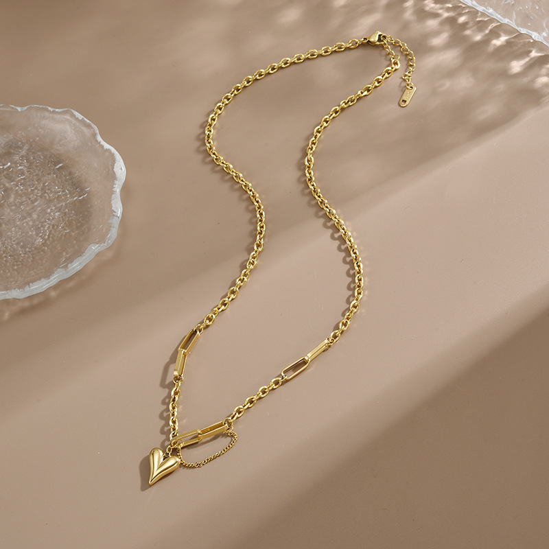Edelstahl 304 18 Karat Vergoldet Süss Einfacher Stil Überzug Kette Herzform Halskette Mit Anhänger display picture 2