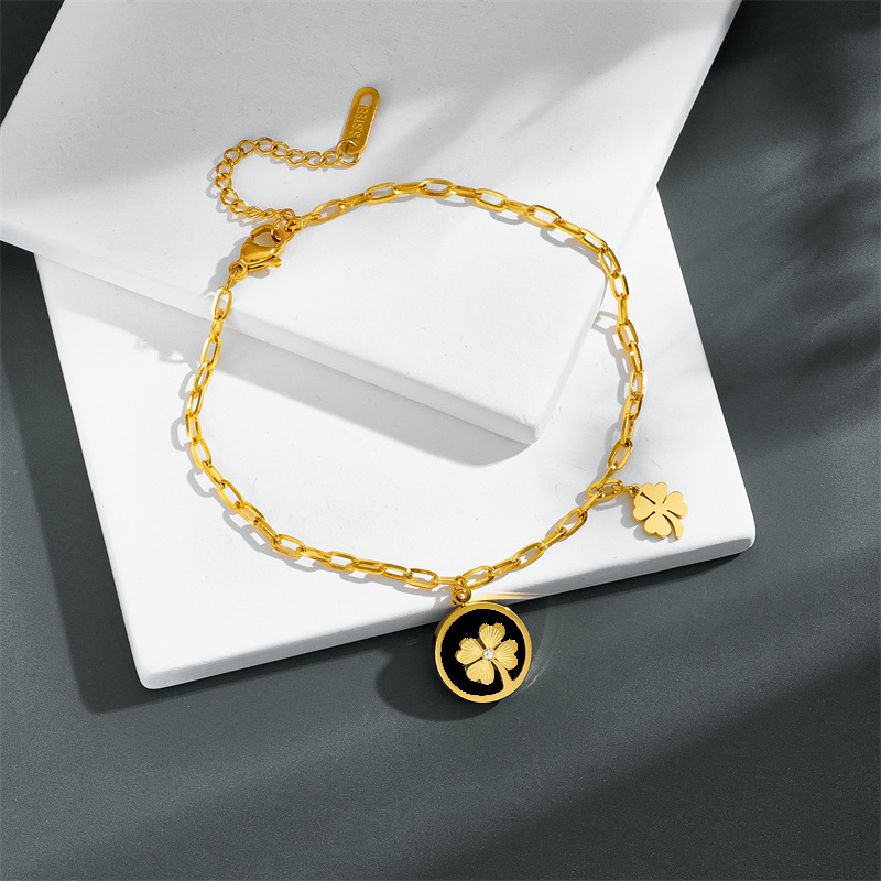 Wholesale Elegant Artistic Four Leaf Clover Flower Butterfly Titanium Steel Plating Inlay 18k Gold Plated Shell Anklet Necklace display picture 9