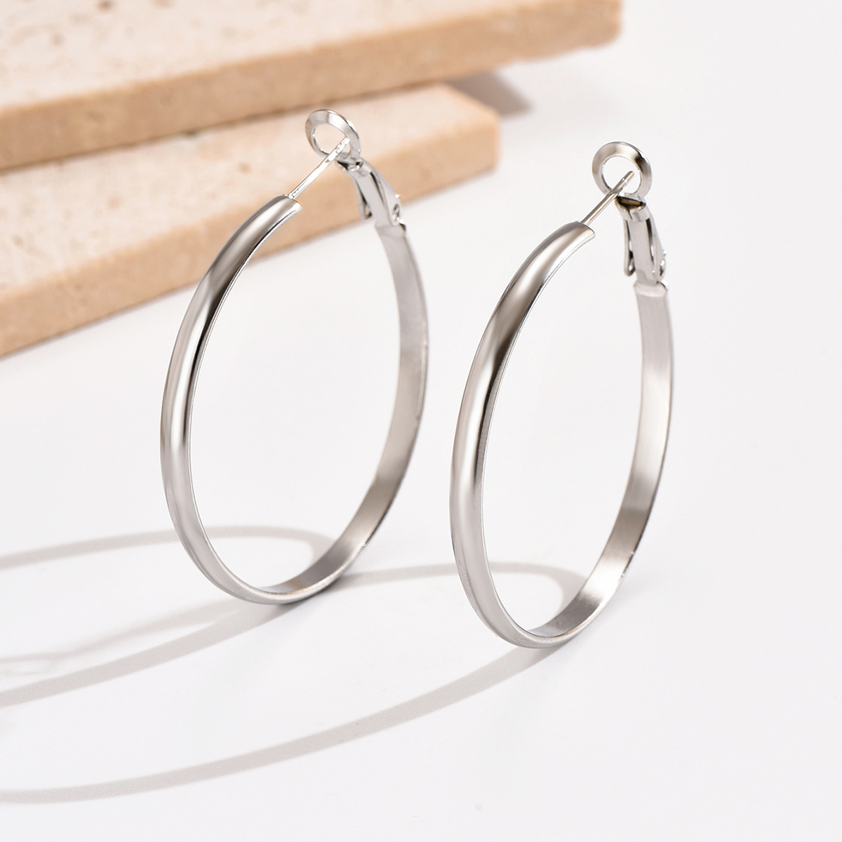 1 Pair Simple Style Round Polishing 304 Stainless Steel Hoop Earrings display picture 3
