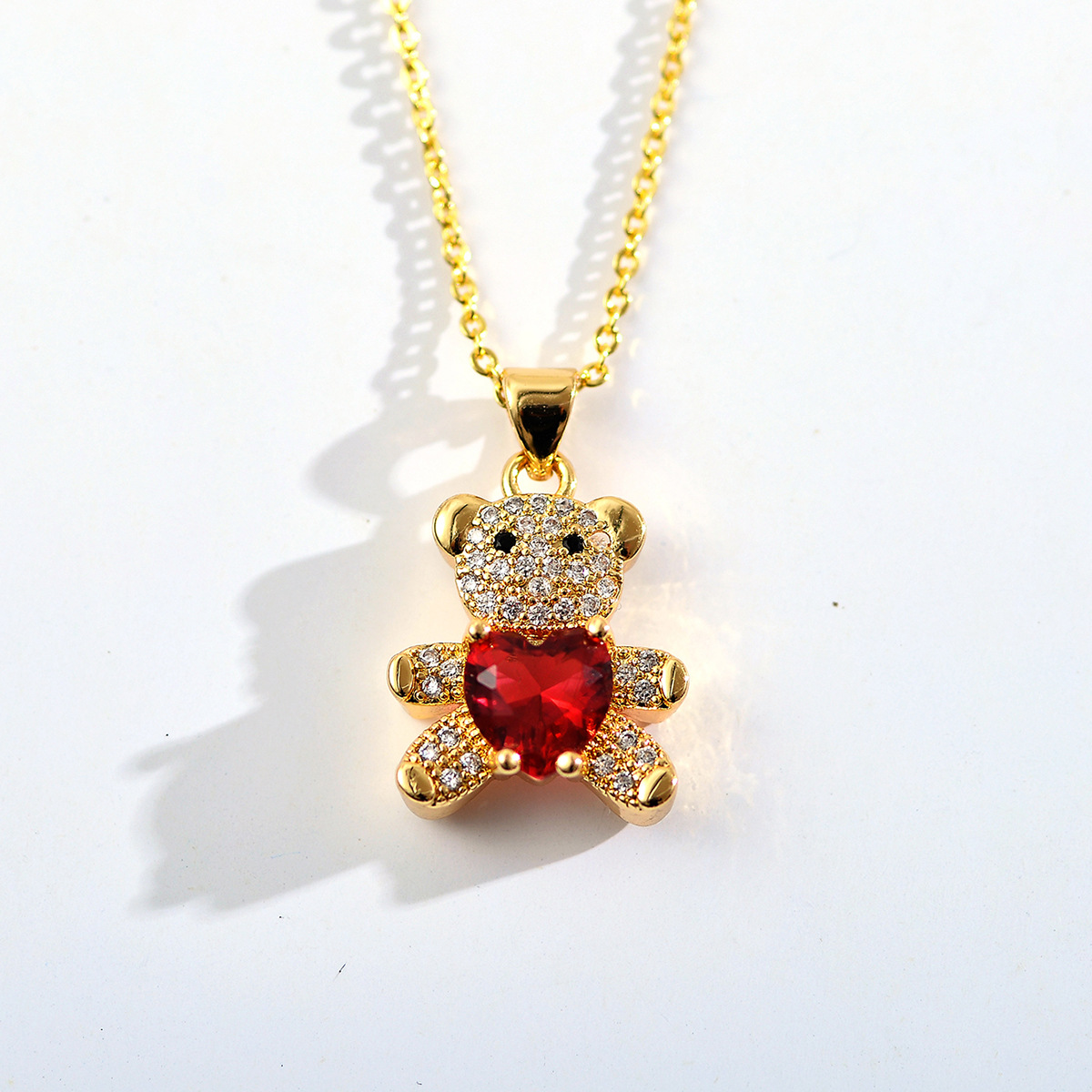 Elegant Shiny Little Bear Heart Shape Copper Inlay Zircon Gold Plated Pendant Necklace display picture 3