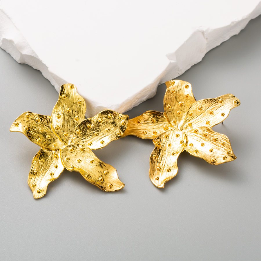 1 Pair Exaggerated Artistic Starfish Plating Alloy Titanium Steel Gold Plated Silver Plated Ear Studs display picture 3