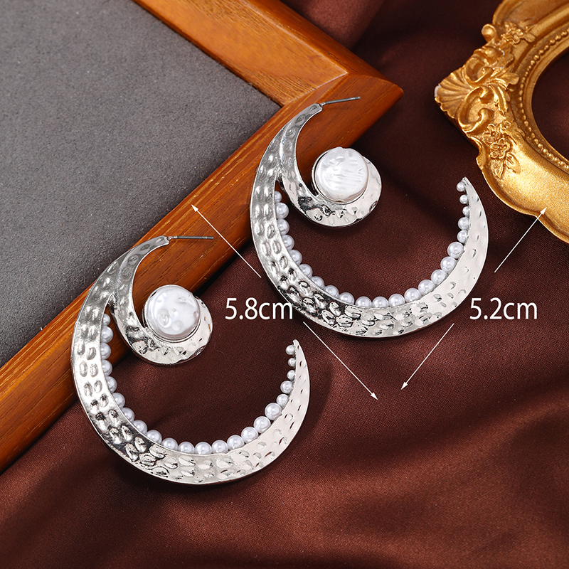 1 Pair Exaggerated Beach Moon Plating Inlay Synthetics Artificial Pearls Gold Plated Rhodium Plated Ear Studs display picture 2