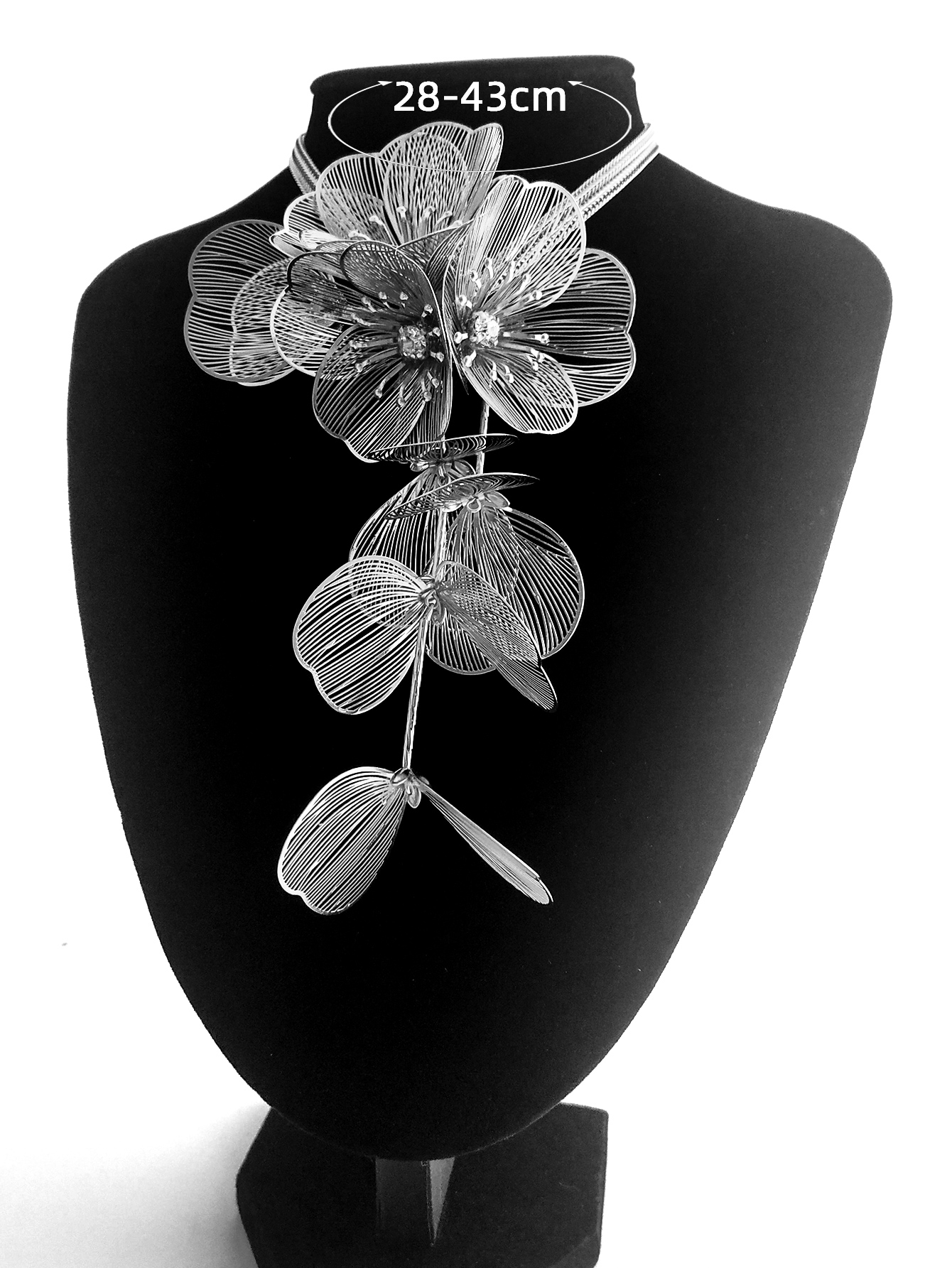 Elegant Luxuriös Glänzend Blume Legierung Überzug Frau Lange Halskette display picture 6